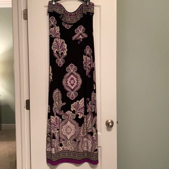 White House Black Market Dresses & Skirts - Whbm size Small black, white and purple maxi